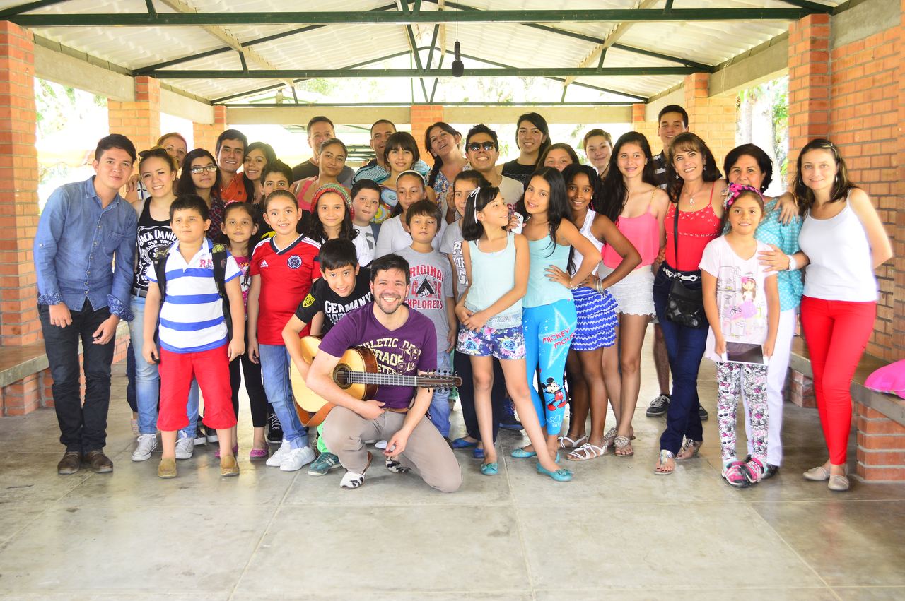 Encuentro de artistas y familias